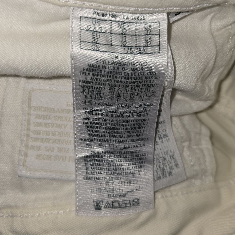 Guess Jeans - Picture 8 of 8